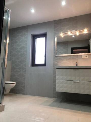 Фото номера Вилла с 3 спальнями Гостевой дом Holiday Luxury Villa with private Garden г. Шелимбэр 14